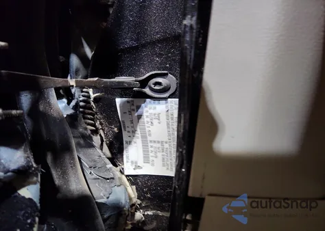 2014 Ford Focus Se z USA, uszkodzony, nr VIN 1FADP3F2XEL280142